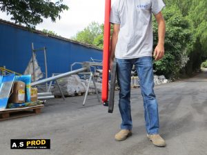 מעמד עם בסיס כבד ופאנל אזהרה דק