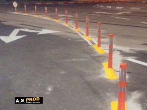 מפריד נתיבים עם עמוד 75 ס”מ
