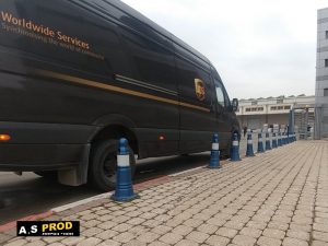 עמודי חסימה מפלסטיק גובה 50 צבע כחול