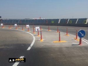 מפריד נתיבים עם עמוד 75 ס”מ